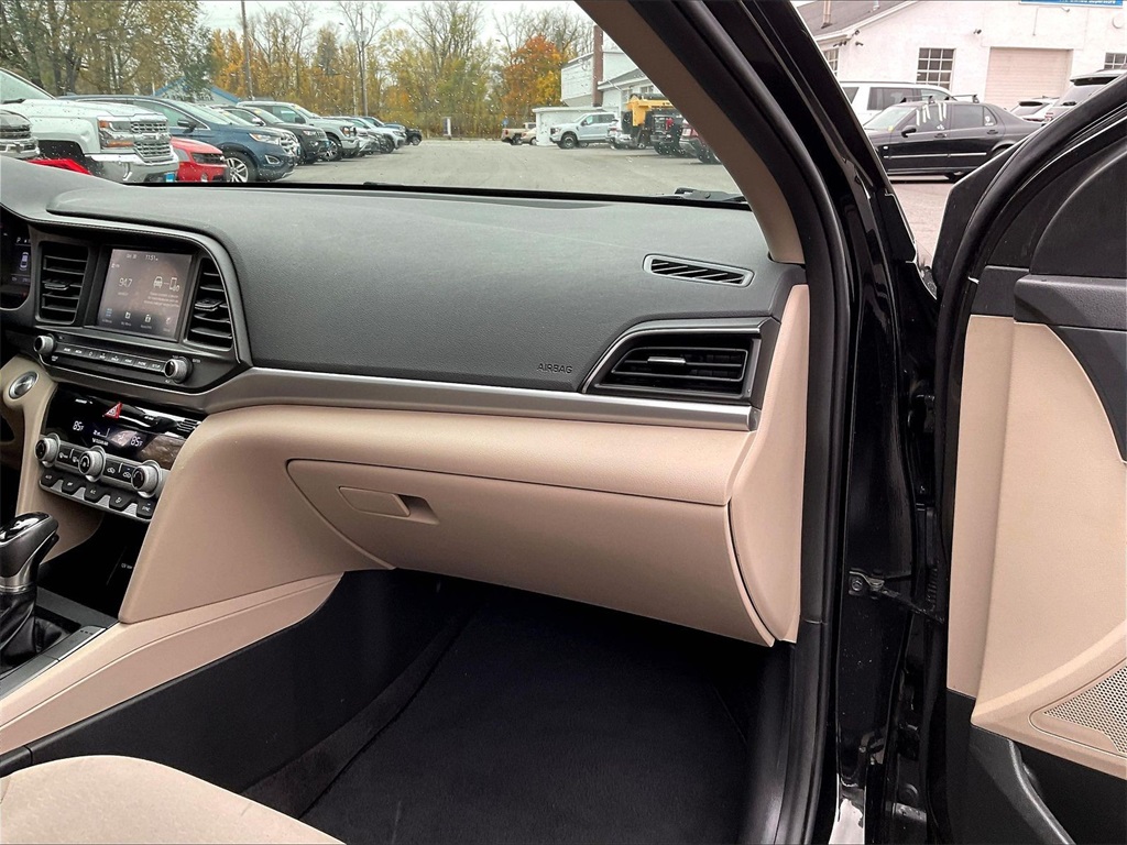2020 Hyundai Elantra Value Edition - Photo 12