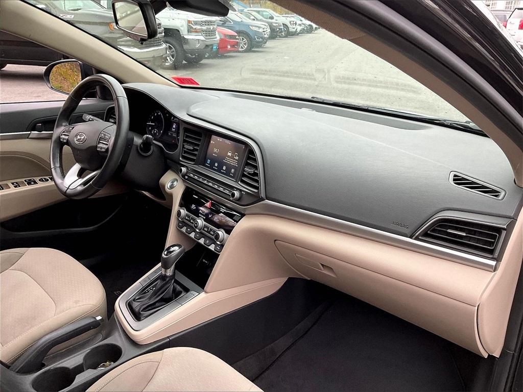 2020 Hyundai Elantra Value Edition - Photo 13