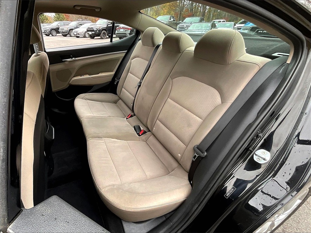 2020 Hyundai Elantra Value Edition - Photo 21