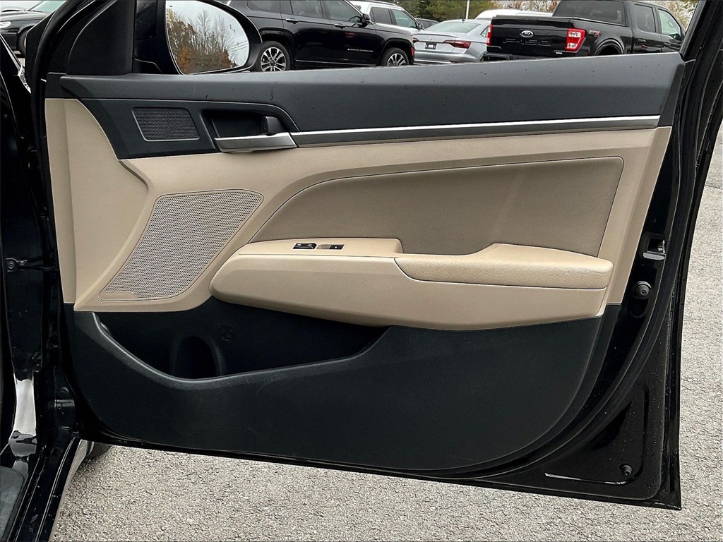 2020 Hyundai Elantra Value Edition - Photo 22