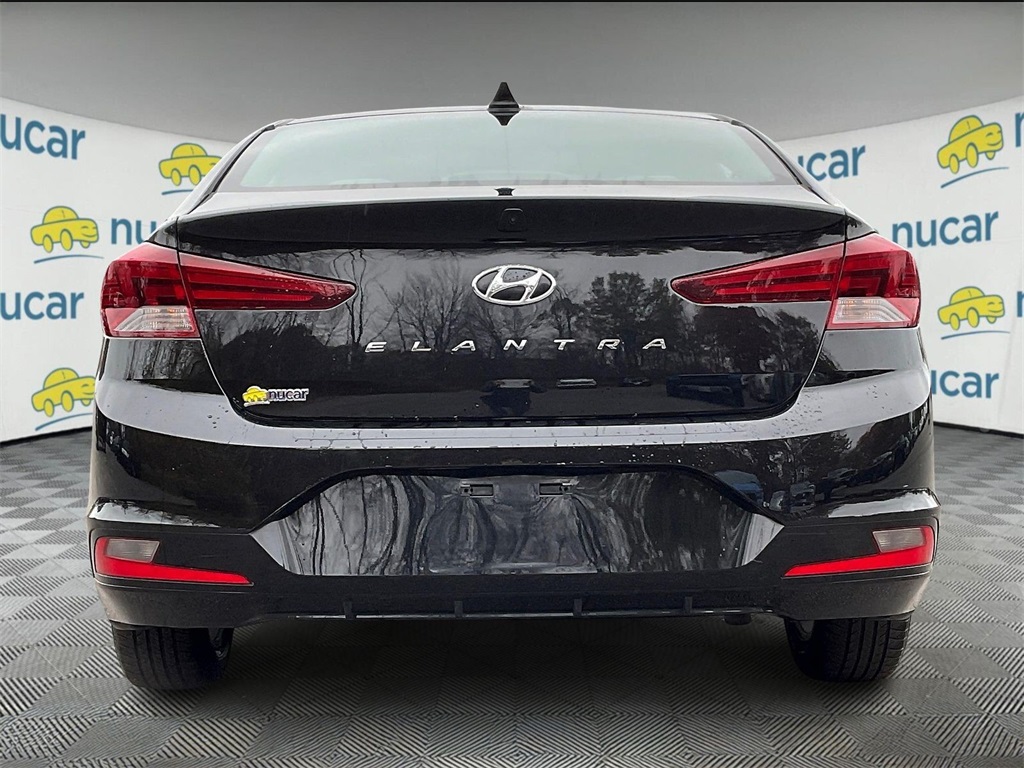 2020 Hyundai Elantra Value Edition - Photo 5