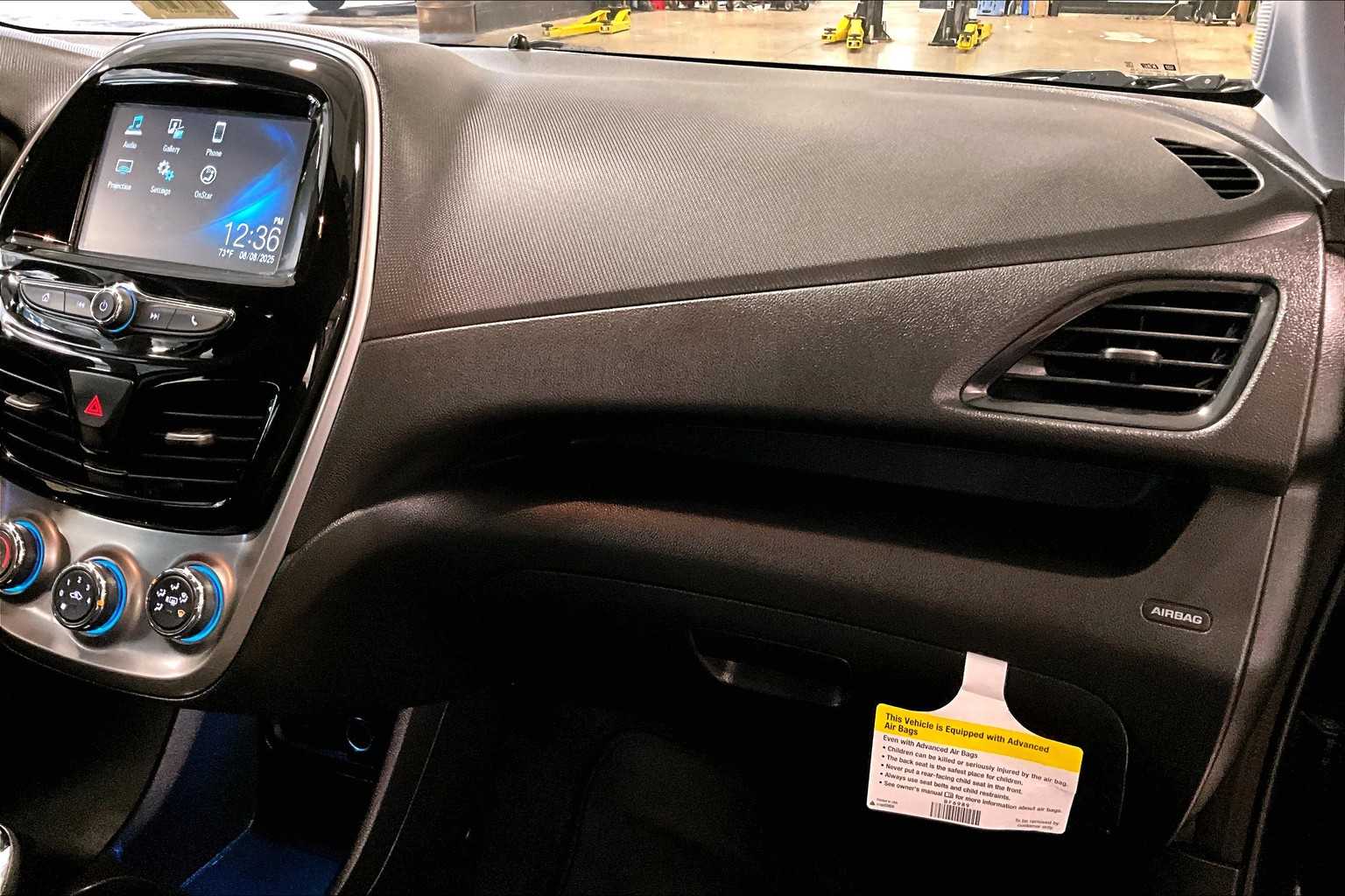 2018 Chevrolet Spark LS - Photo 13