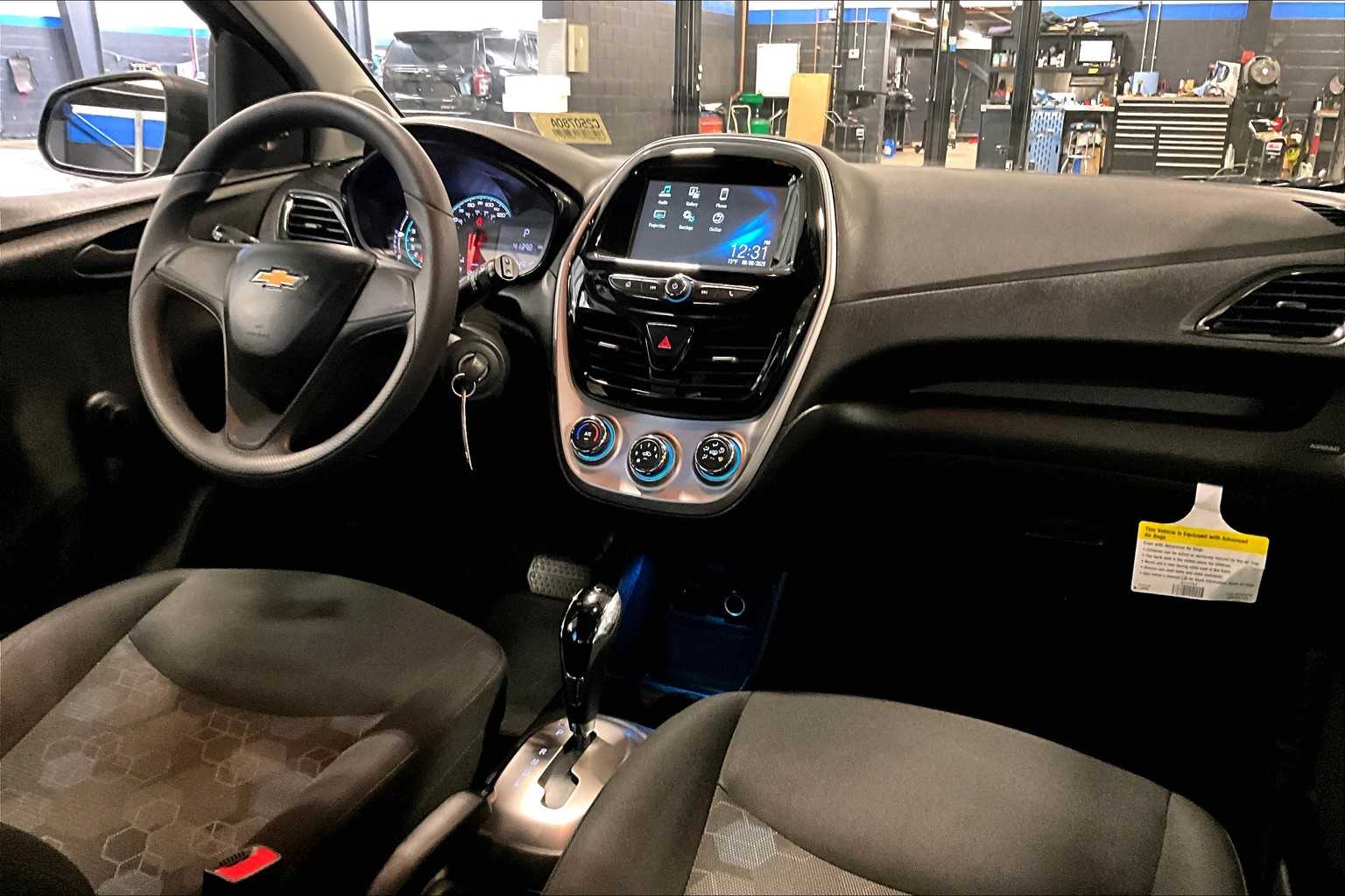 2018 Chevrolet Spark LS - Photo 14