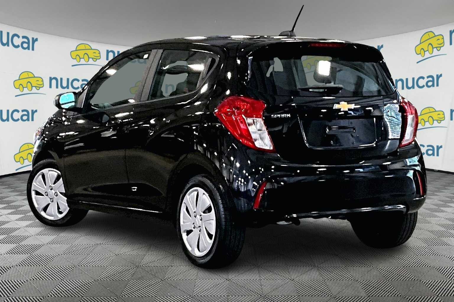 2018 Chevrolet Spark LS - Photo 4