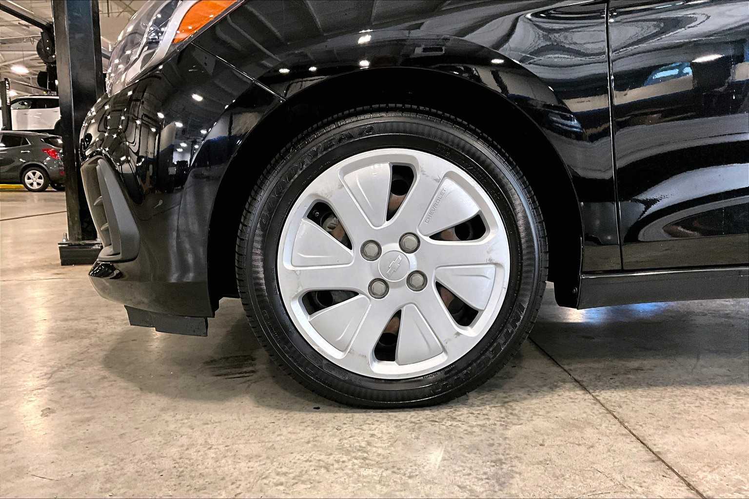 2018 Chevrolet Spark LS - Photo 7