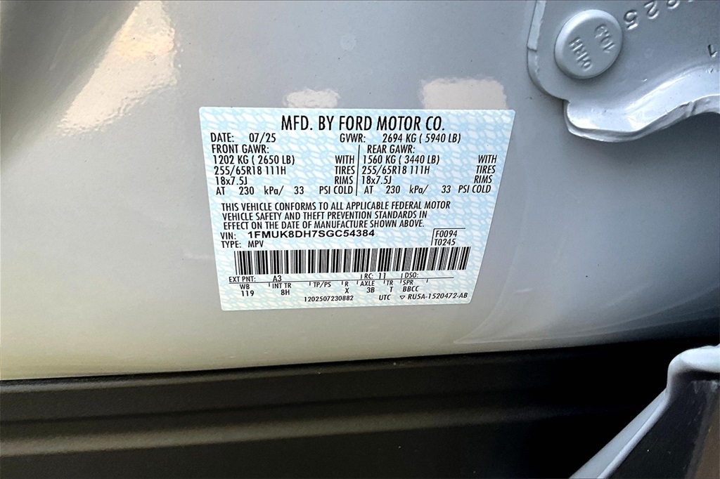 2025 Ford Explorer Active - Photo 13