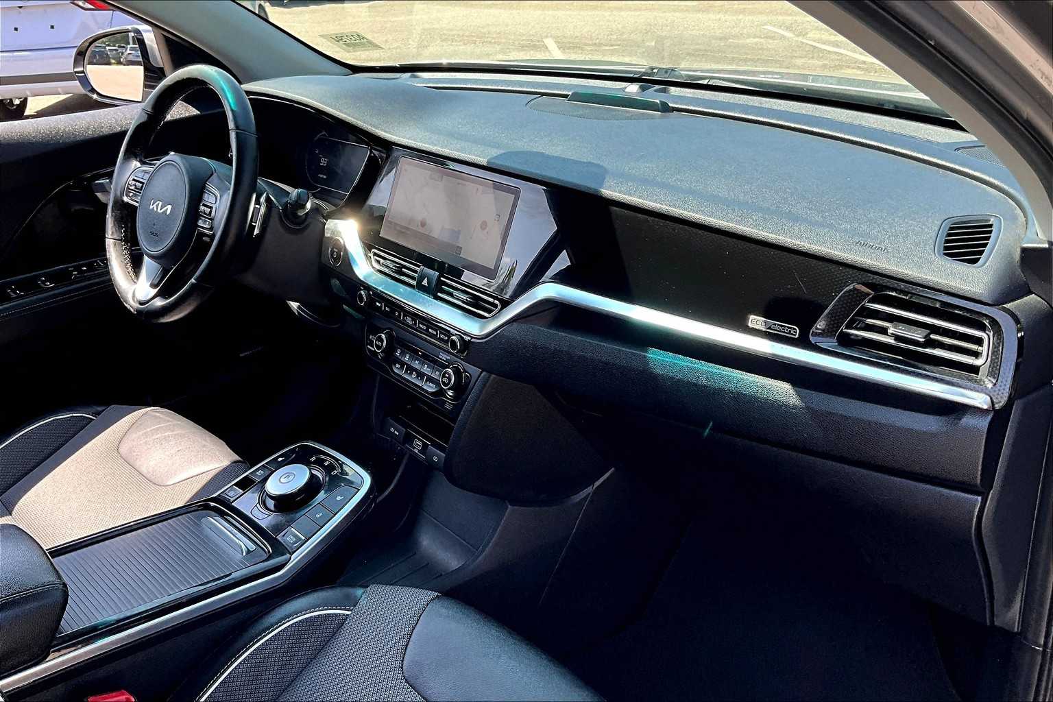 2022 Kia Niro EV EX - Photo 14