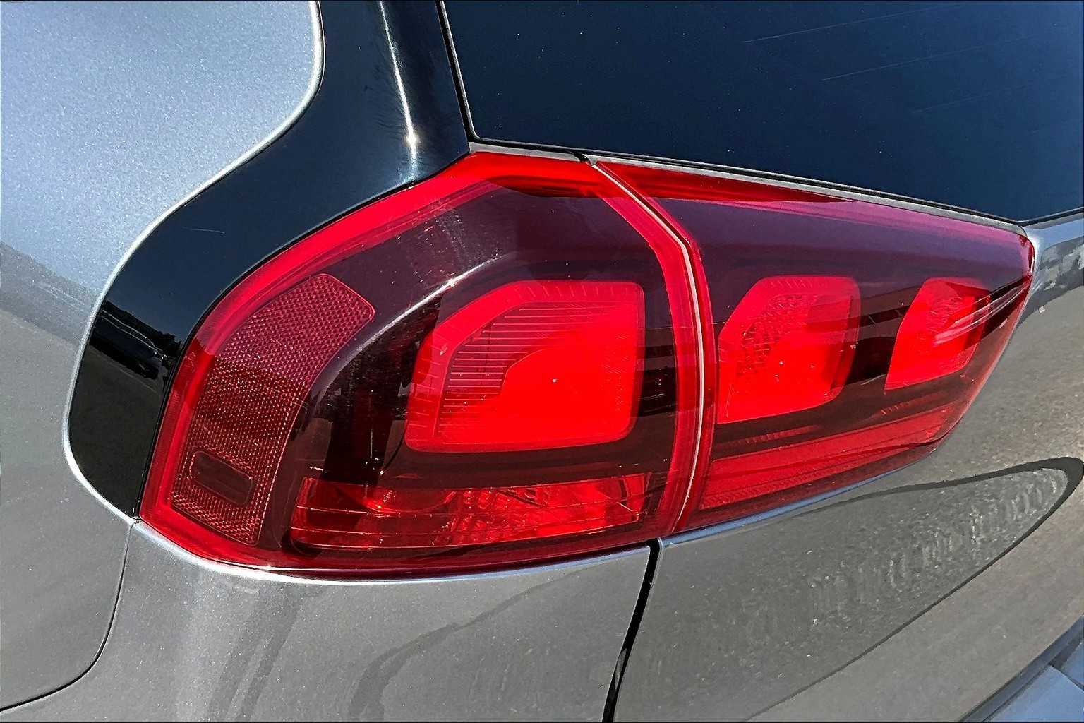 2022 Kia Niro EV EX - Photo 32