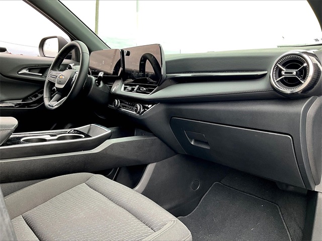 2025 Chevrolet Equinox LT - Photo 13