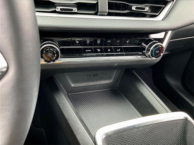 2025 Chevrolet Equinox LT - Photo 21