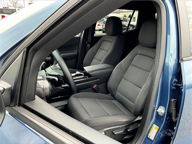 2025 Chevrolet Equinox LT - Photo 10