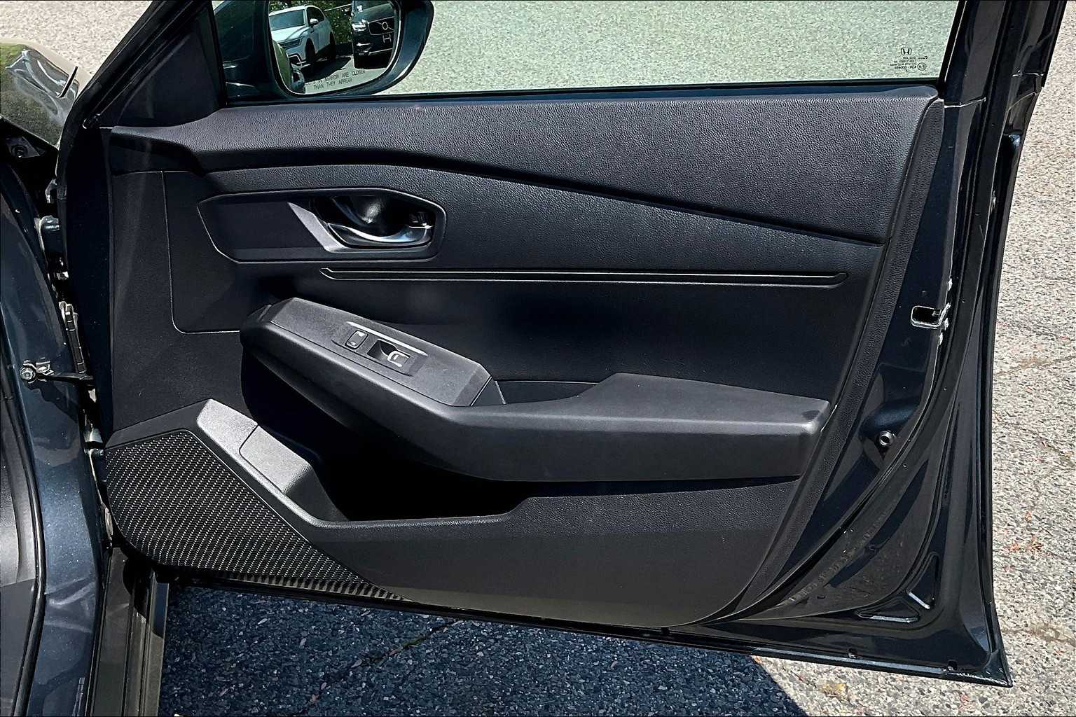 2024 Honda Accord LX - Photo 11