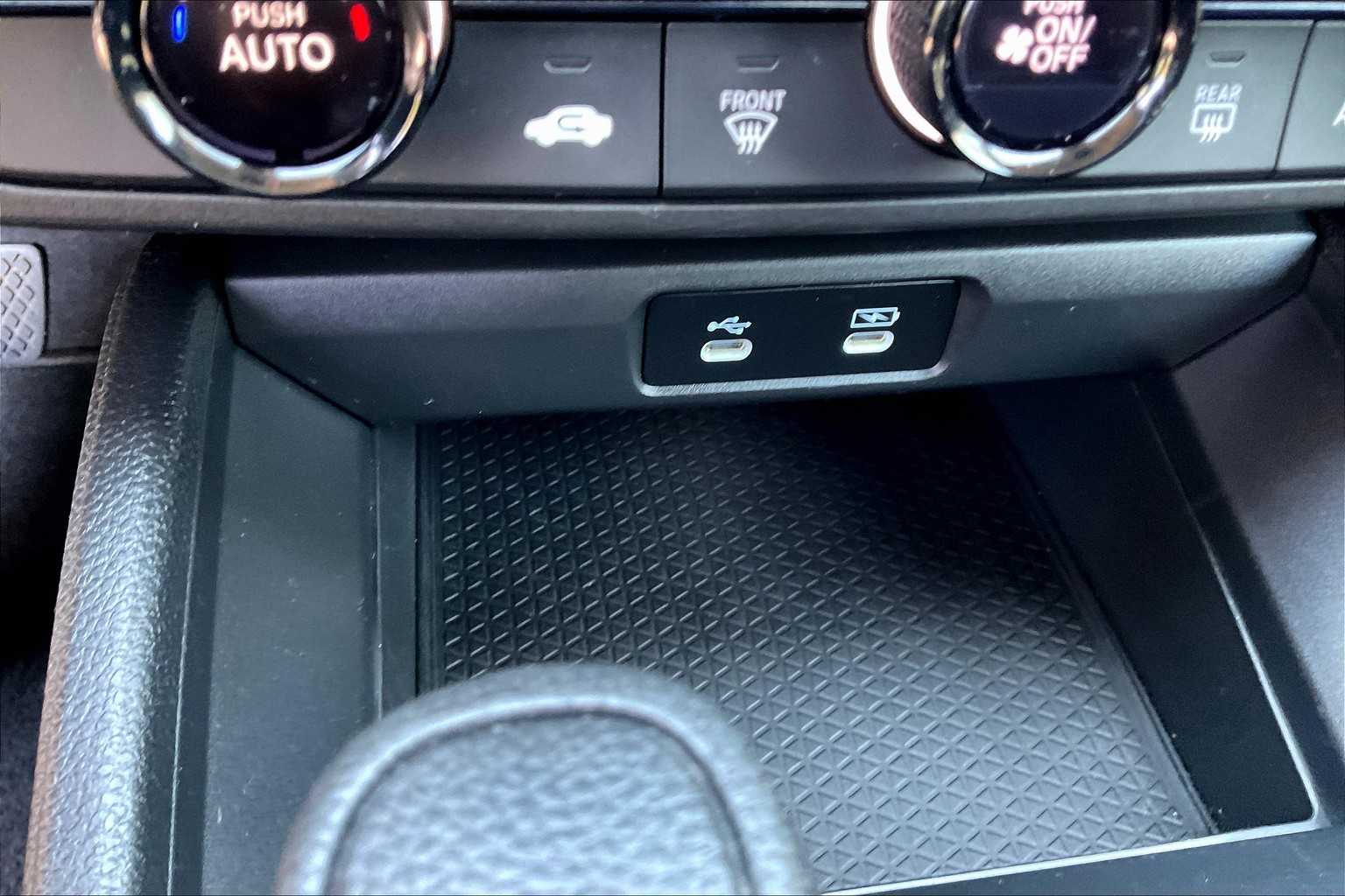 2024 Honda Accord LX - Photo 25