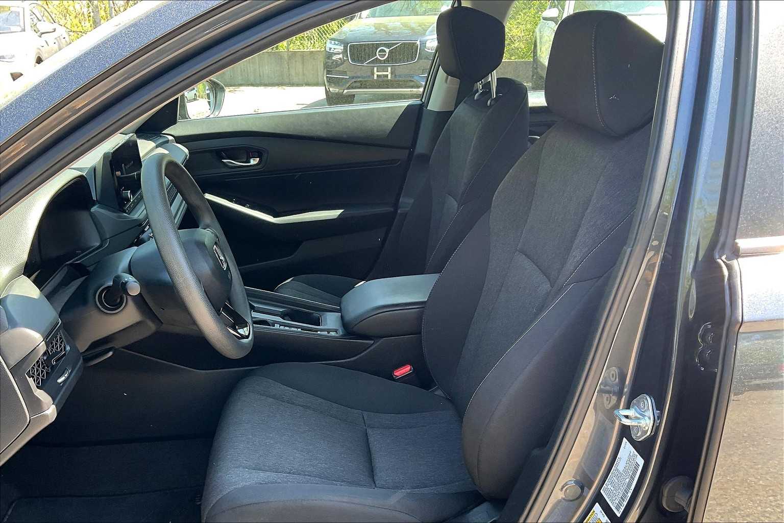 2024 Honda Accord LX - Photo 9