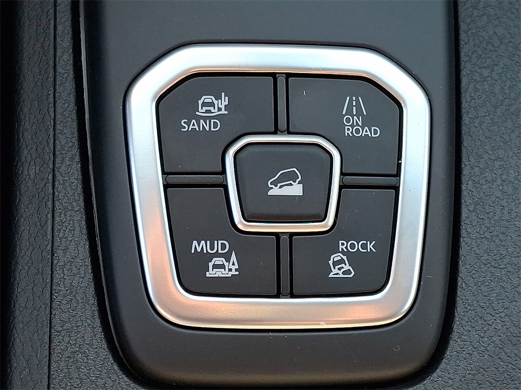 2026 Nissan Frontier PRO-4X - Photo 16