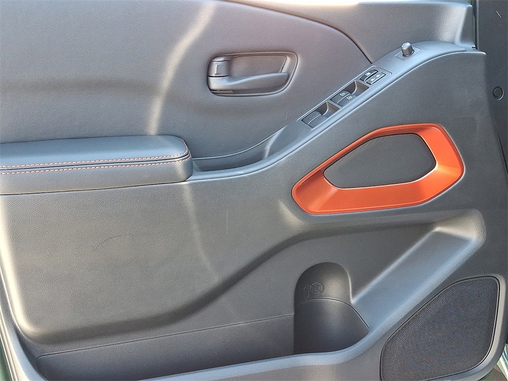 2026 Nissan Frontier PRO-4X - Photo 8