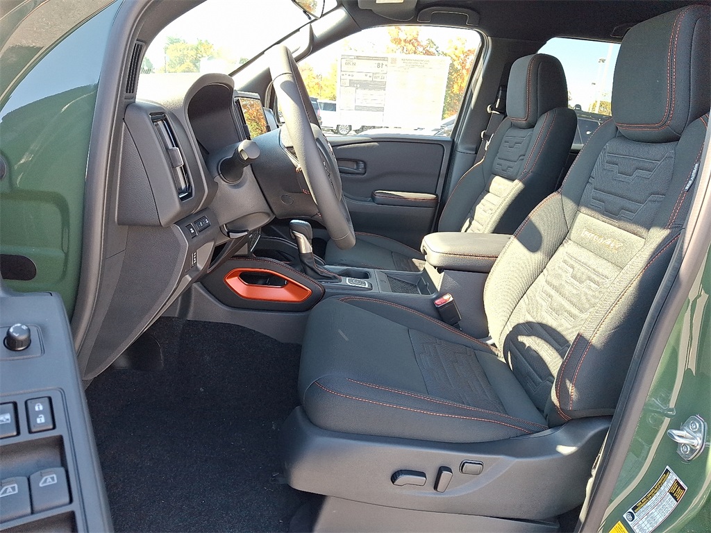 2026 Nissan Frontier PRO-4X - Photo 9