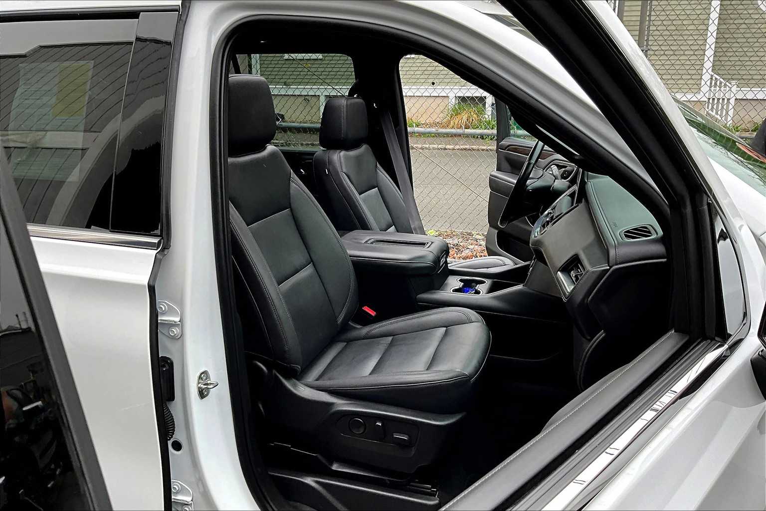 2022 Chevrolet Tahoe LT - Photo 11