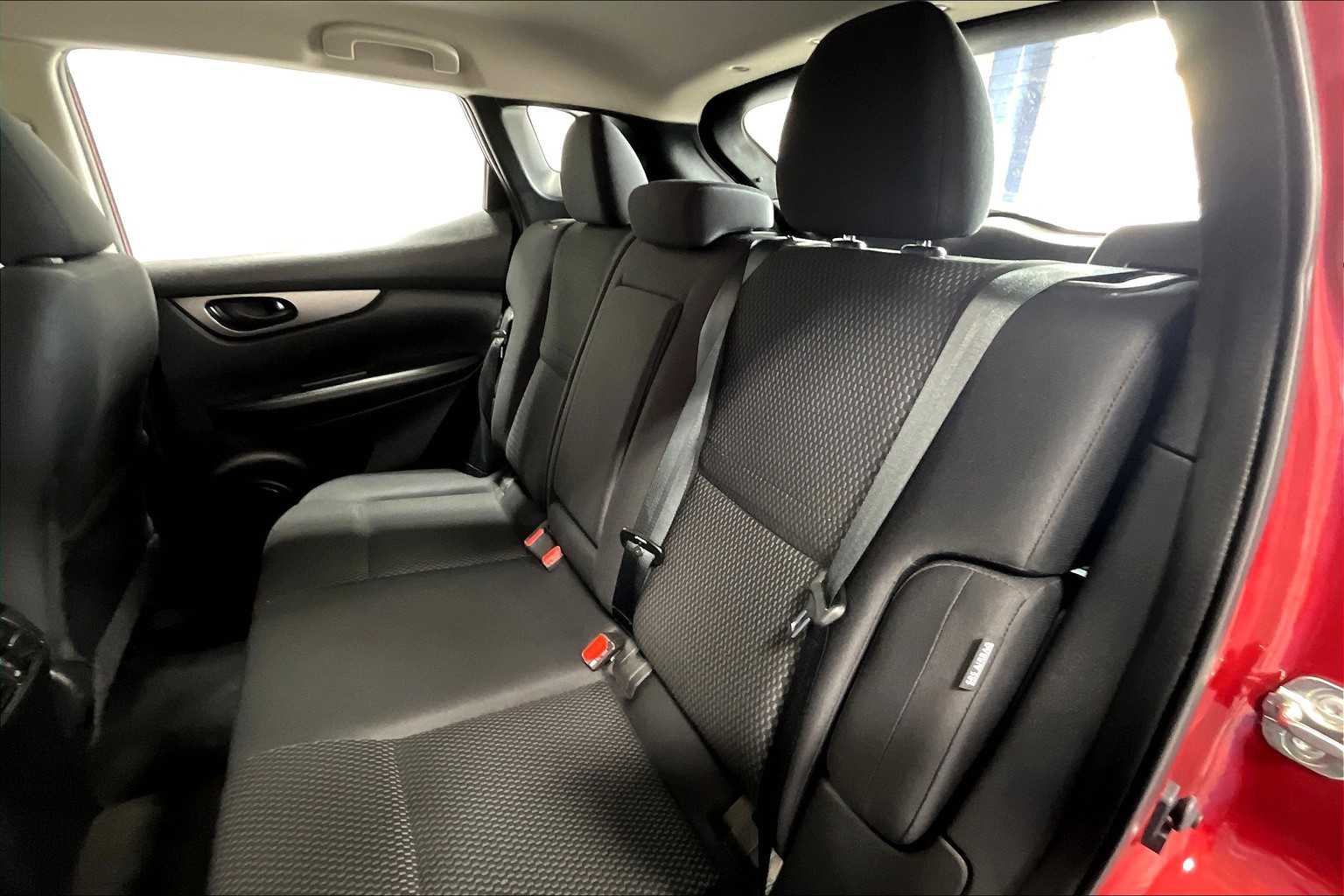 2022 Nissan Rogue Sport S - Photo 15