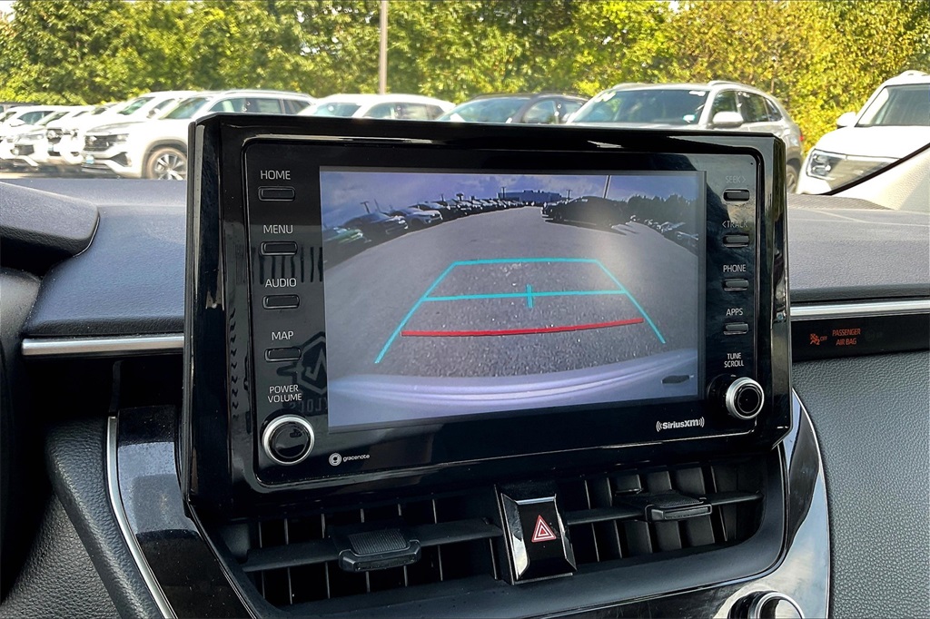 2022 Toyota Corolla LE - Photo 18