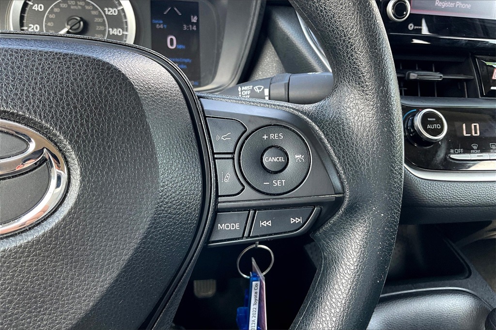 2022 Toyota Corolla LE - Photo 22