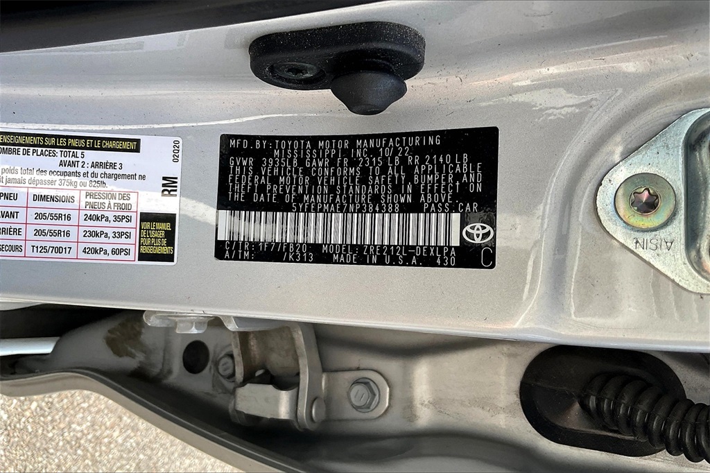 2022 Toyota Corolla LE - Photo 30