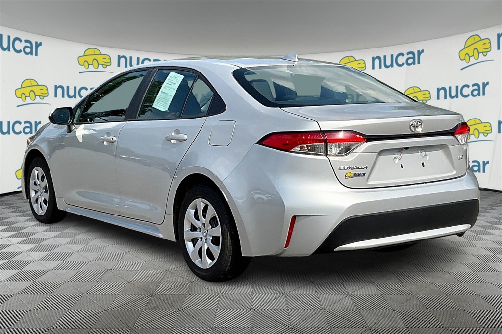 2022 Toyota Corolla LE - Photo 4
