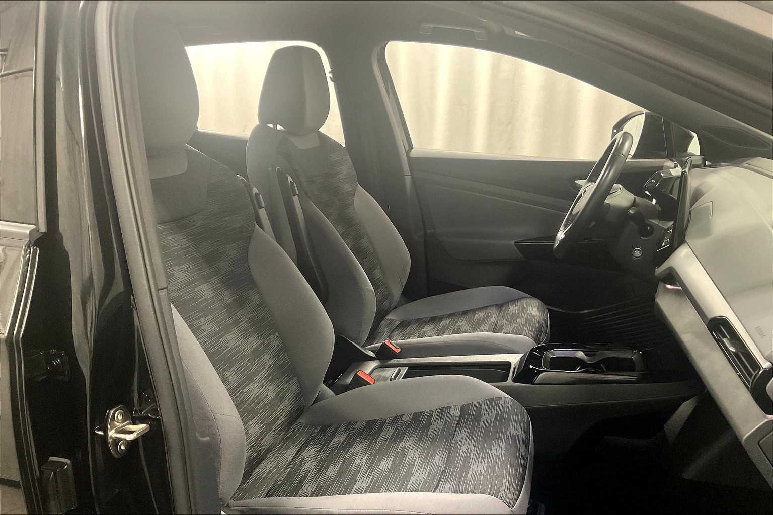 2021 Volkswagen ID.4 Pro - Photo 11