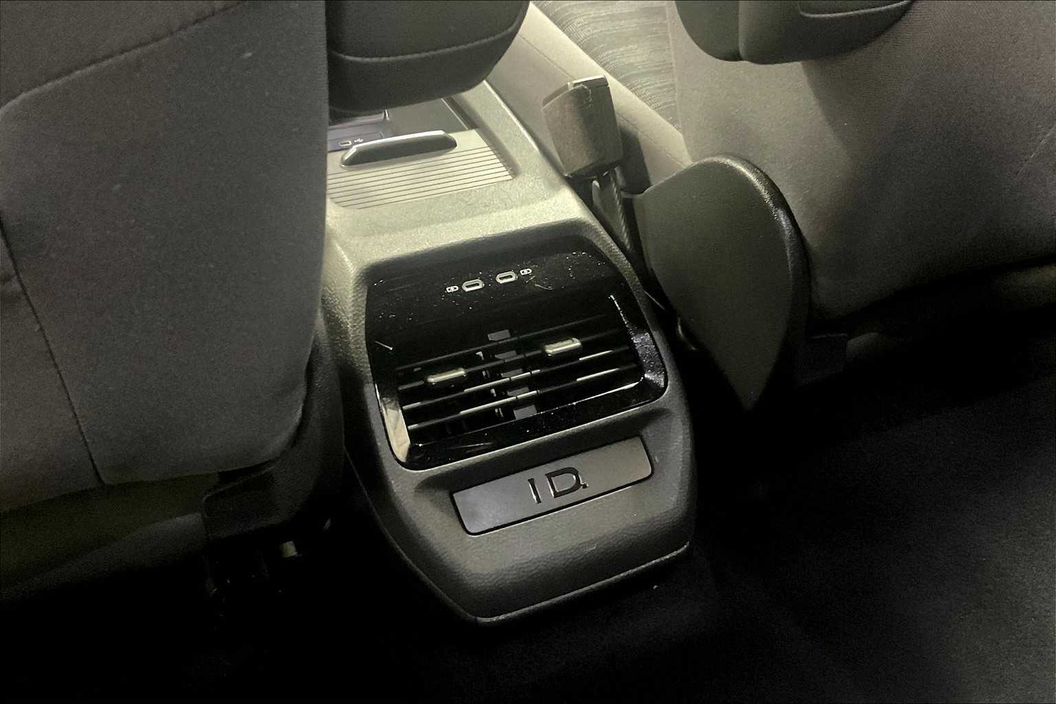 2021 Volkswagen ID.4 Pro - Photo 27