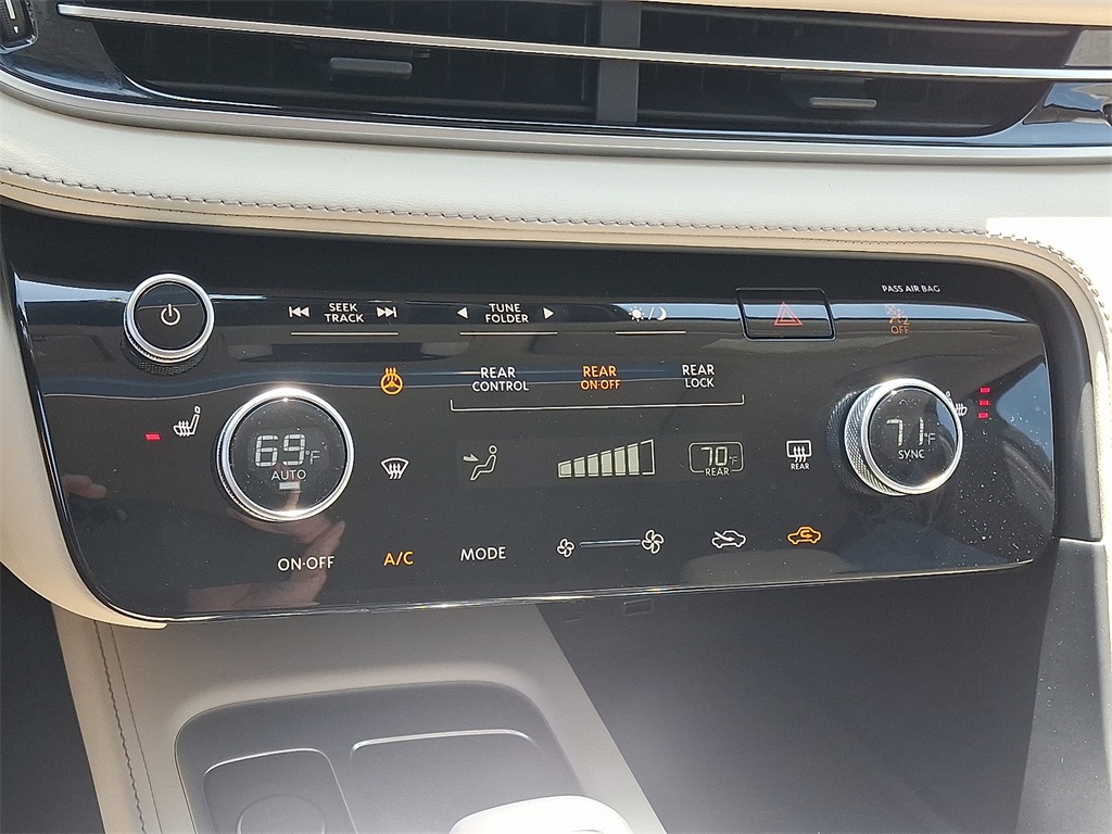 2025 INFINITI QX60 PURE - Photo 13