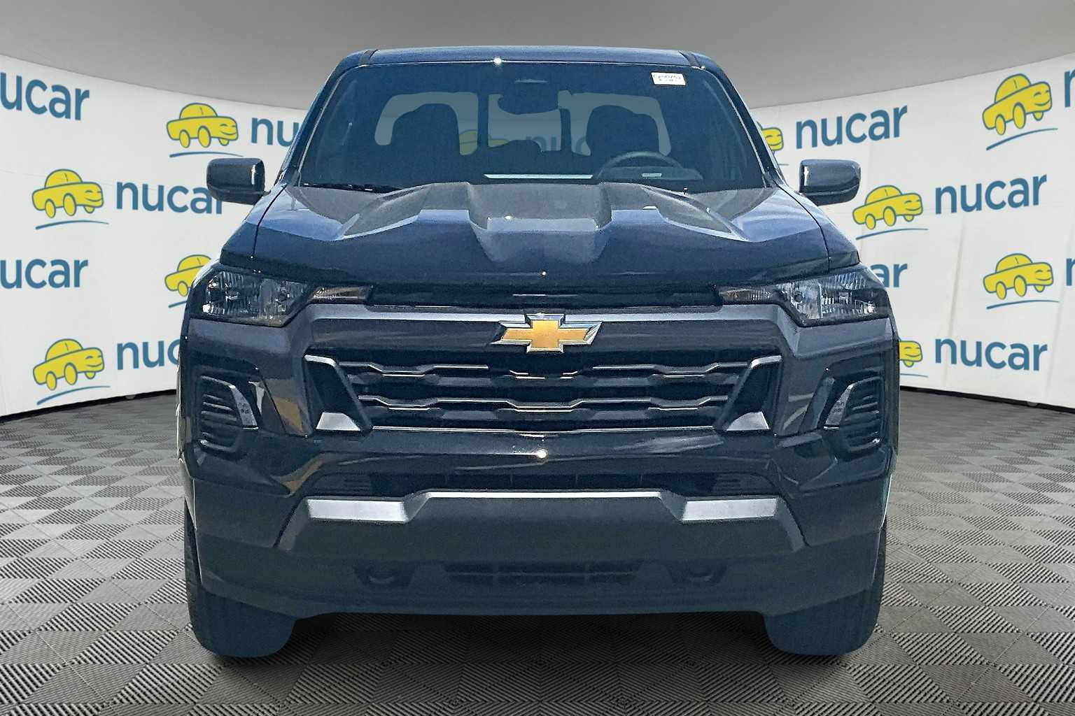 2025 Chevrolet Colorado 4WD LT - Photo 3