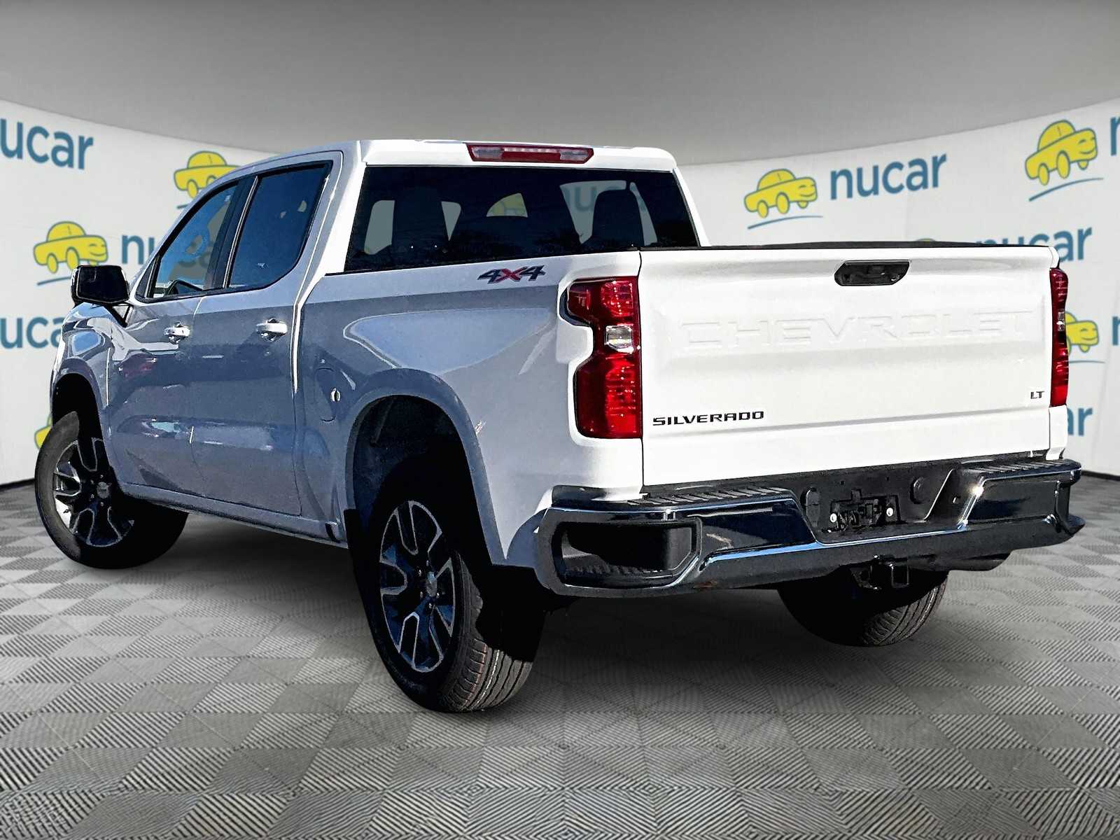 2025 Chevrolet Silverado 1500 LT - Photo 5