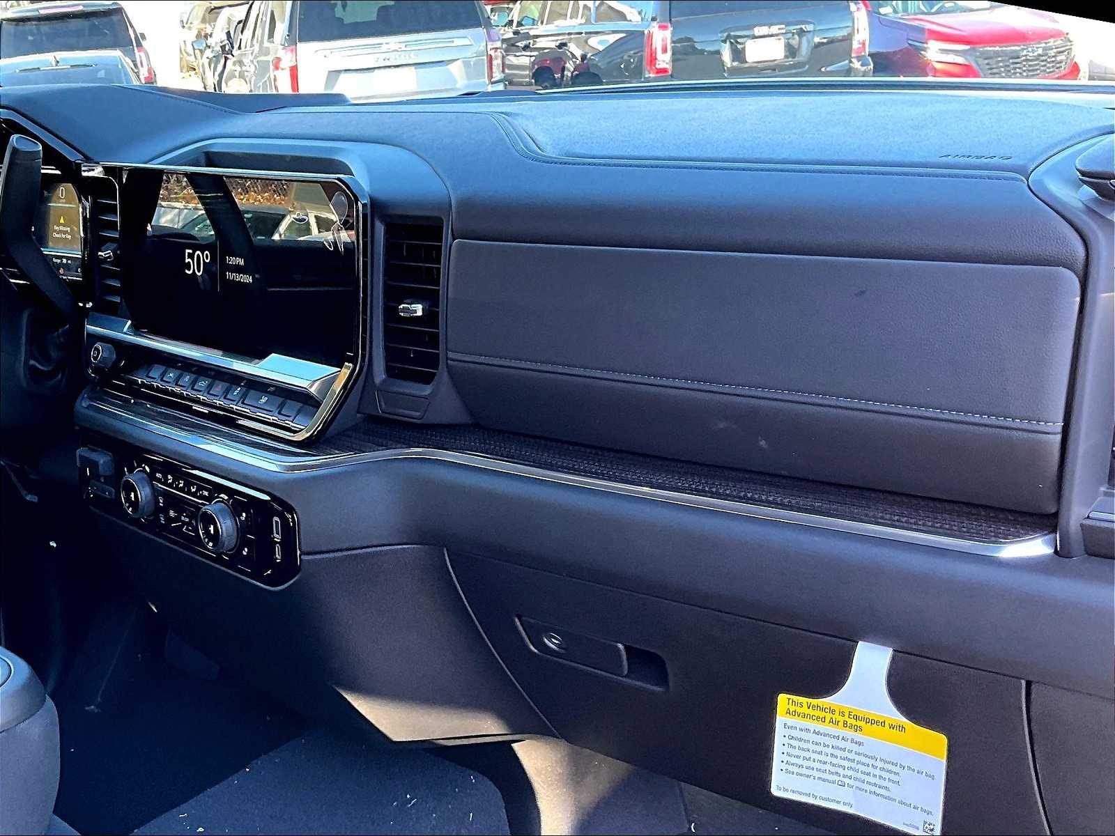 2025 Chevrolet Silverado 1500 LT - Photo 10