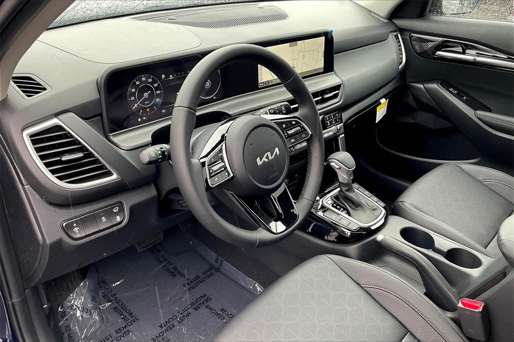 2026 Kia Seltos EX - Photo 9