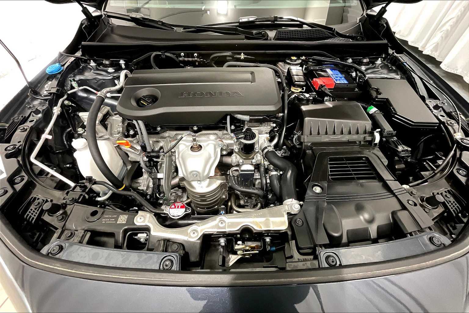 2025 Honda Civic Hatchback Sport - Photo 28
