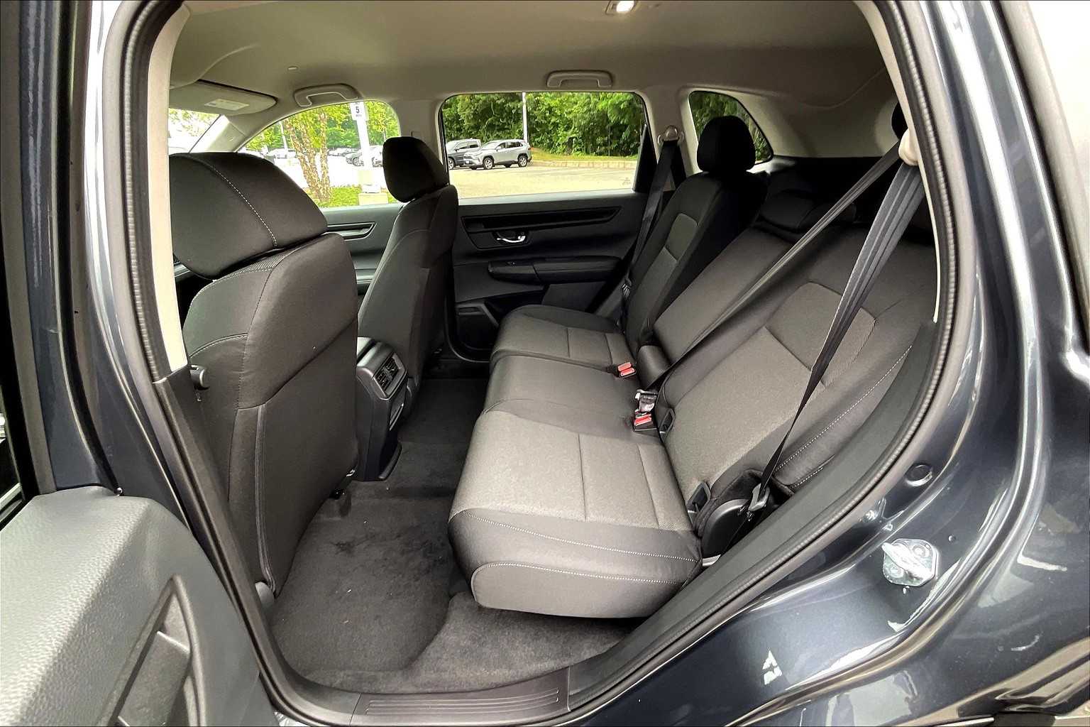 2026 Honda CR-V LX - Photo 15