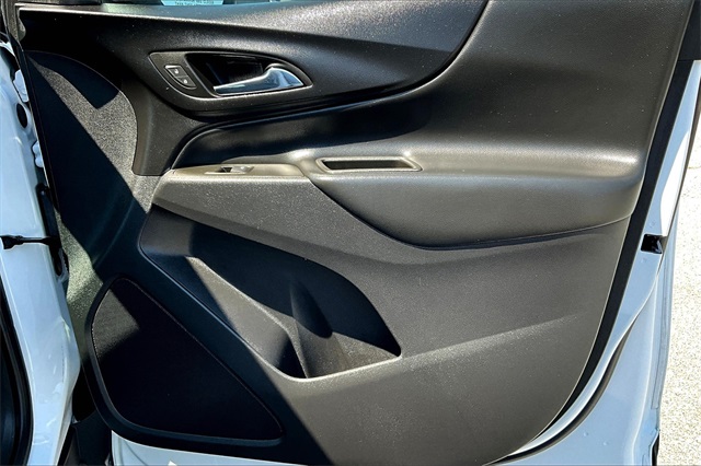 2022 Chevrolet Equinox LT - Photo 12