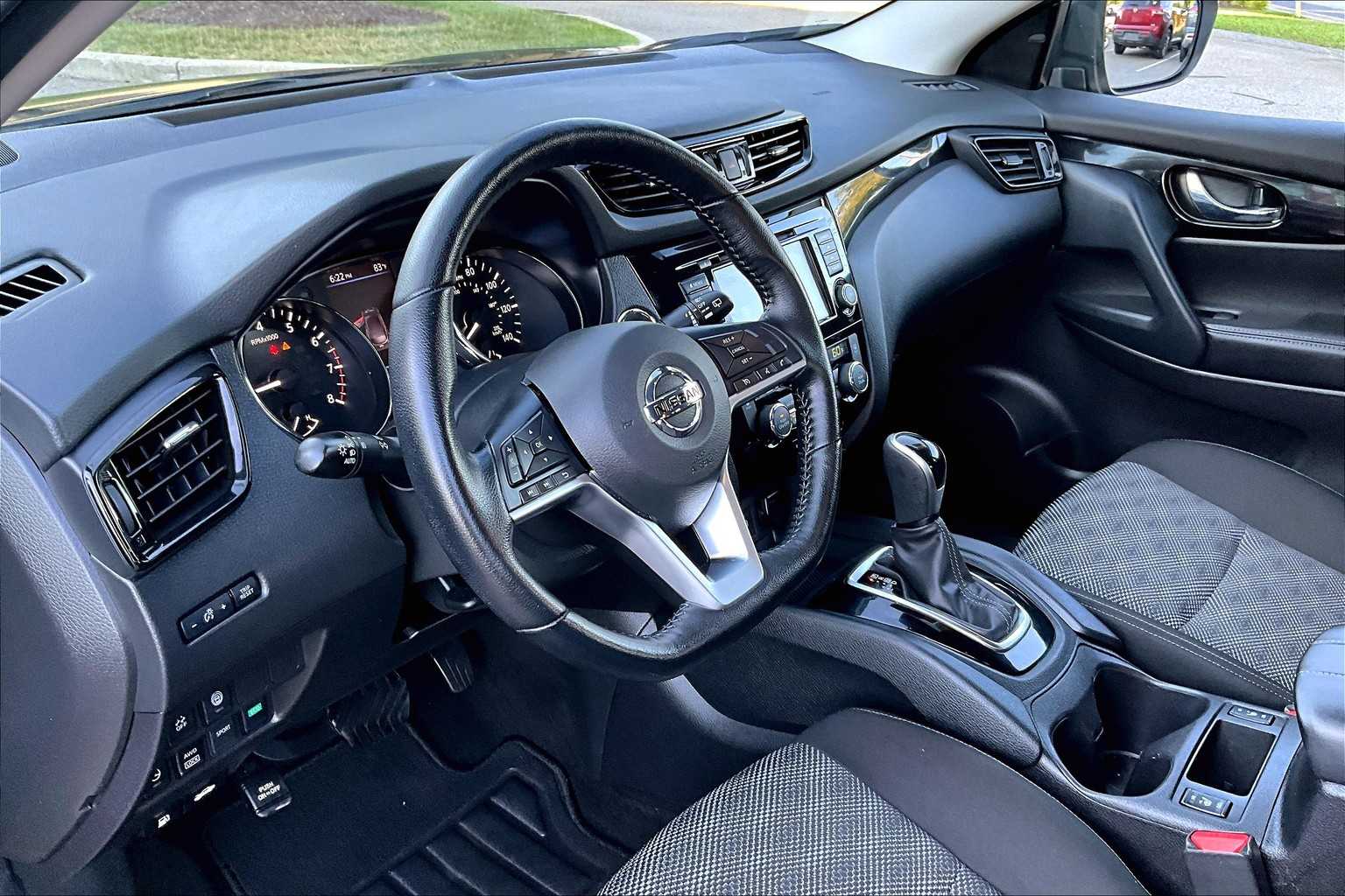 2021 Nissan Rogue Sport SV - Photo 8