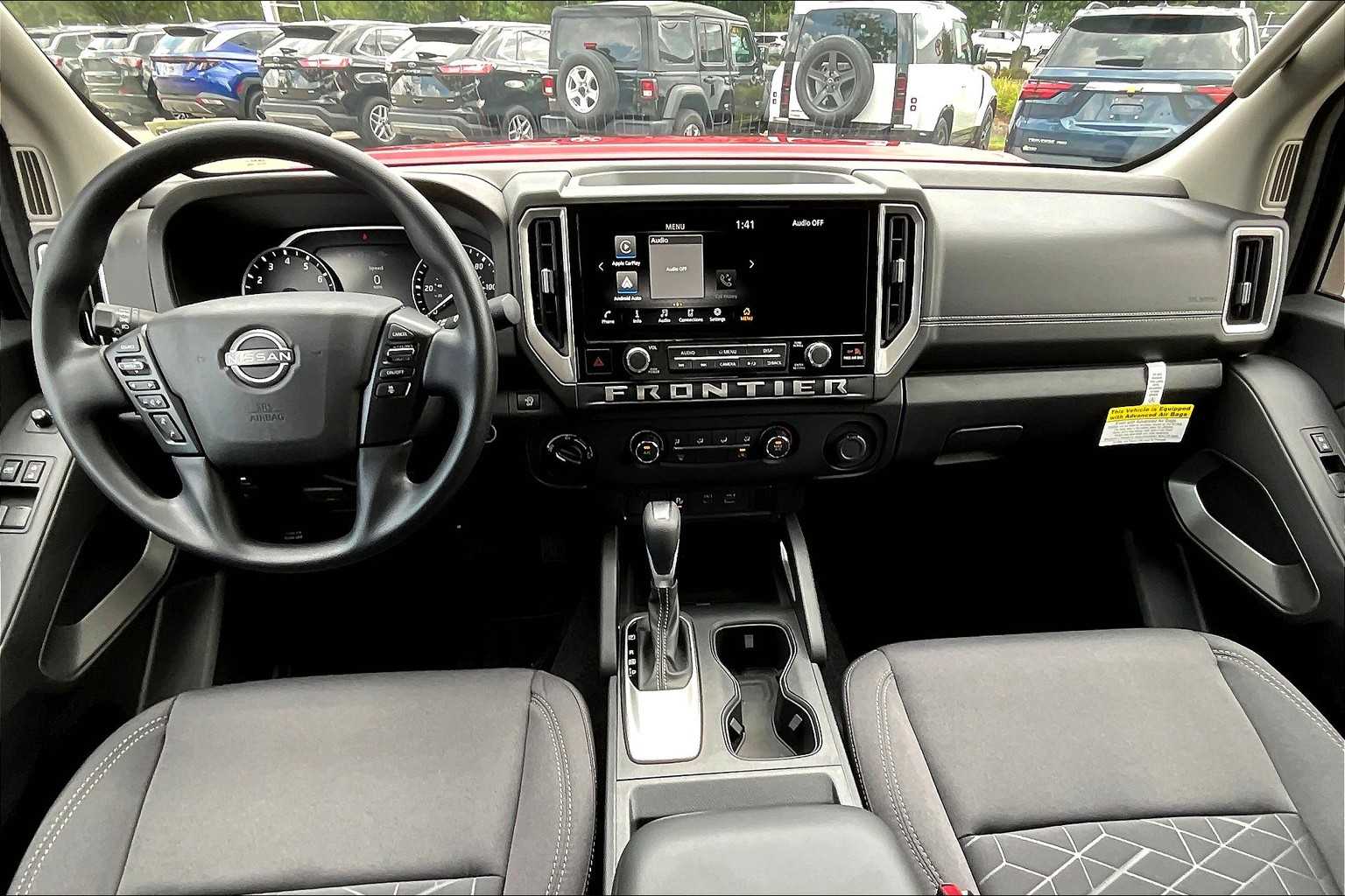 2025 Nissan Frontier SV - Photo 21