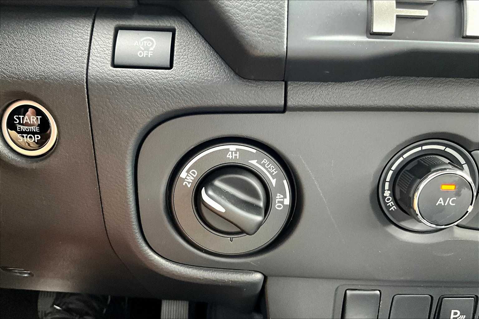 2025 Nissan Frontier SV - Photo 26