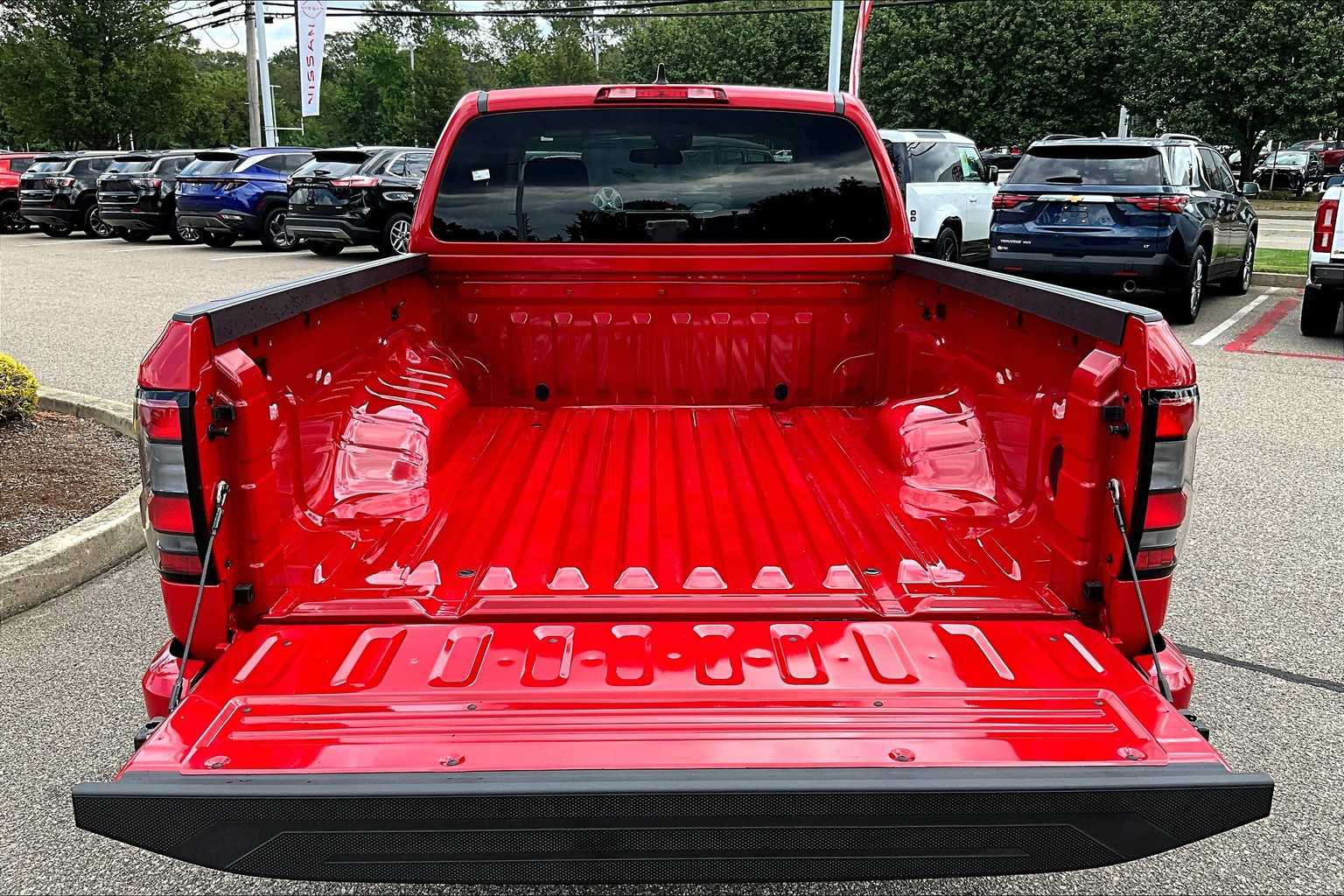 2025 Nissan Frontier SV - Photo 30