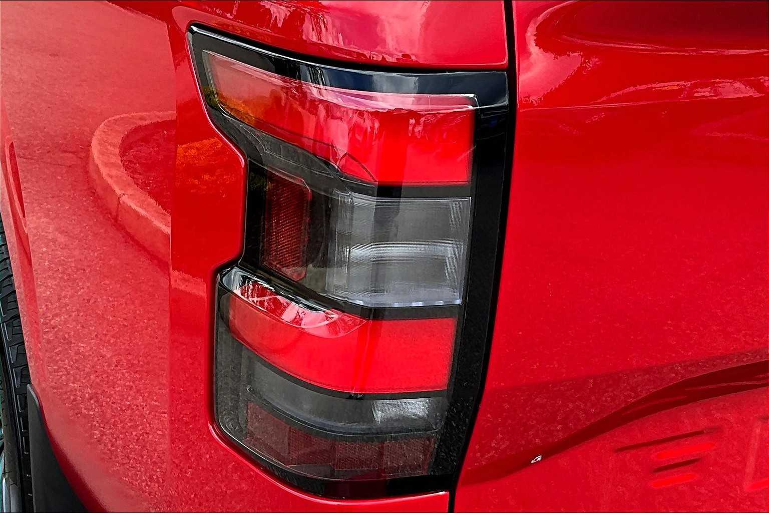2025 Nissan Frontier SV - Photo 33