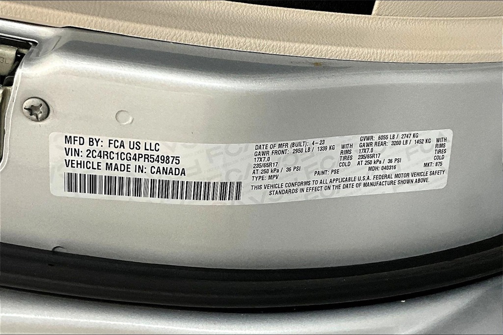 2023 Chrysler Voyager LX - Photo 36