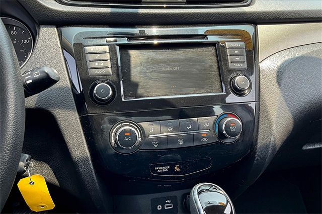 2019 Nissan Rogue Sport S - Photo 17