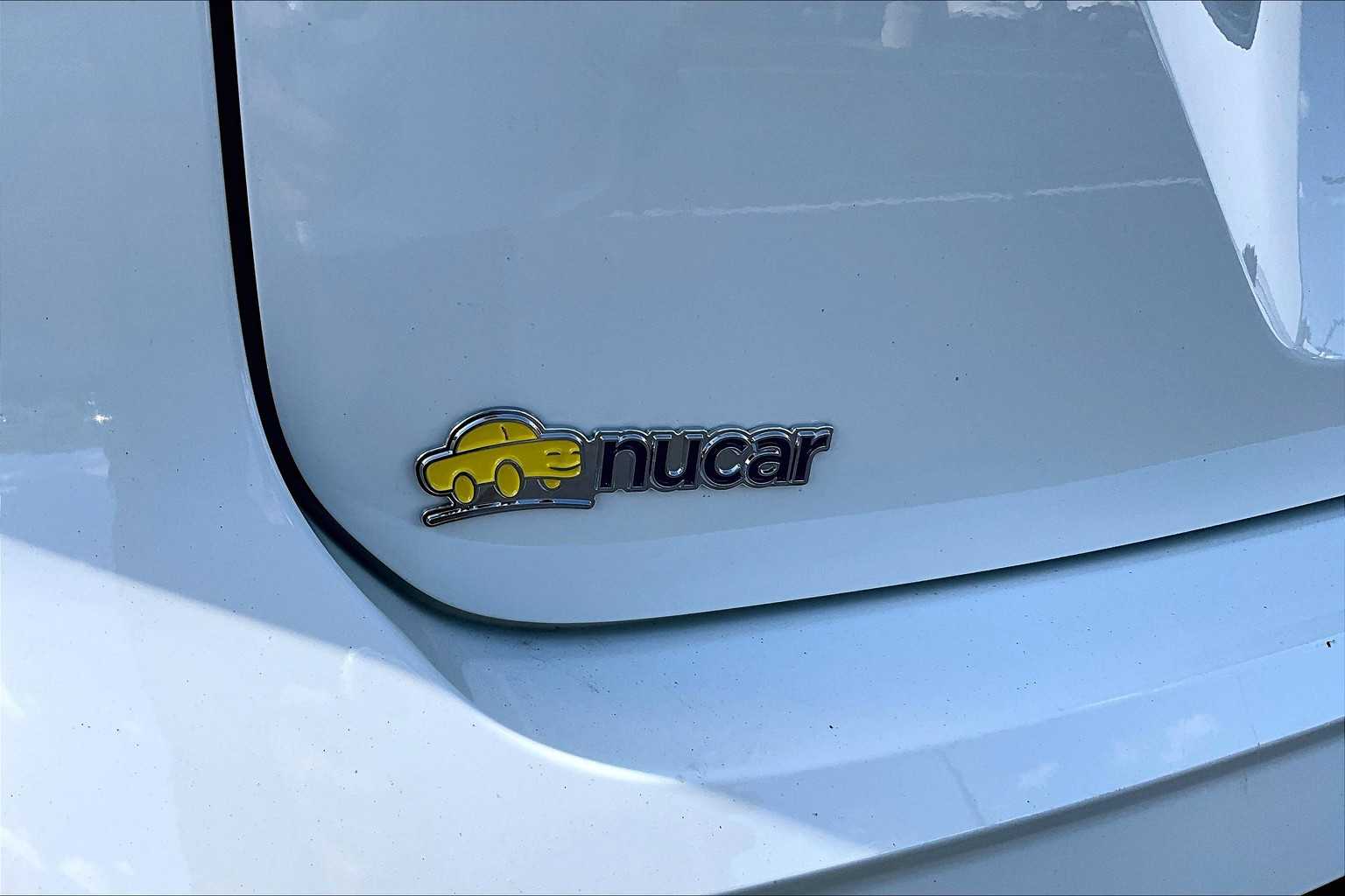 2023 Volkswagen Atlas 3.6L V6 SE w/Technology - Photo 29