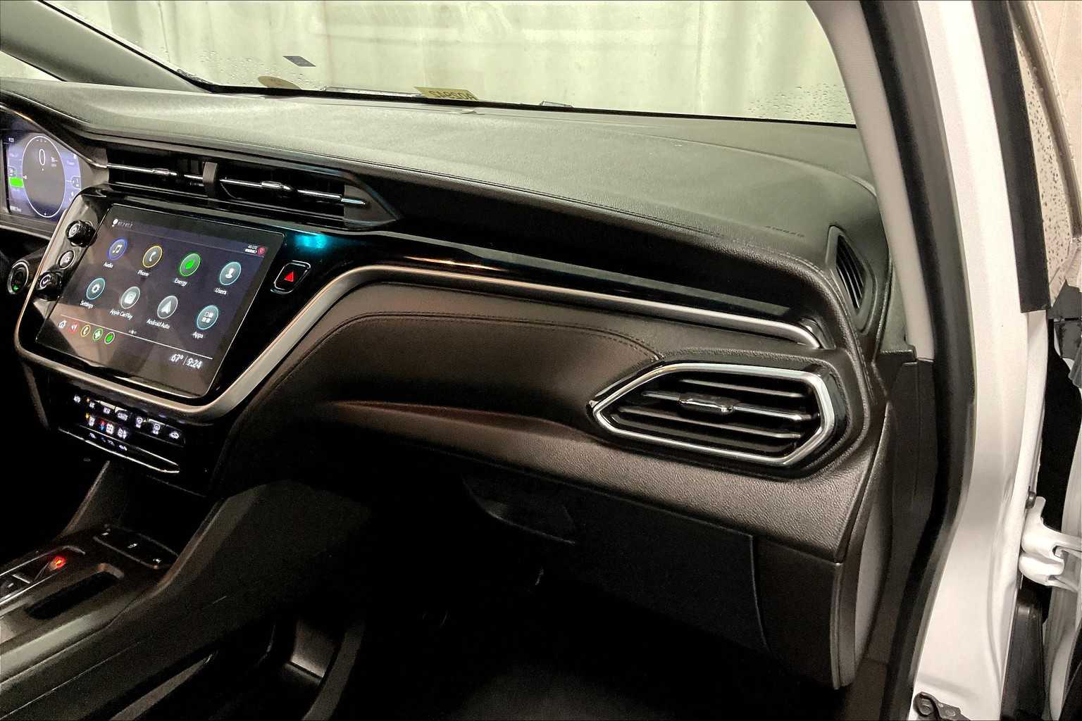 2023 Chevrolet Bolt EV 1LT - Photo 13