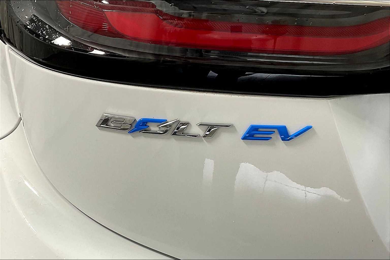 2023 Chevrolet Bolt EV 1LT - Photo 28