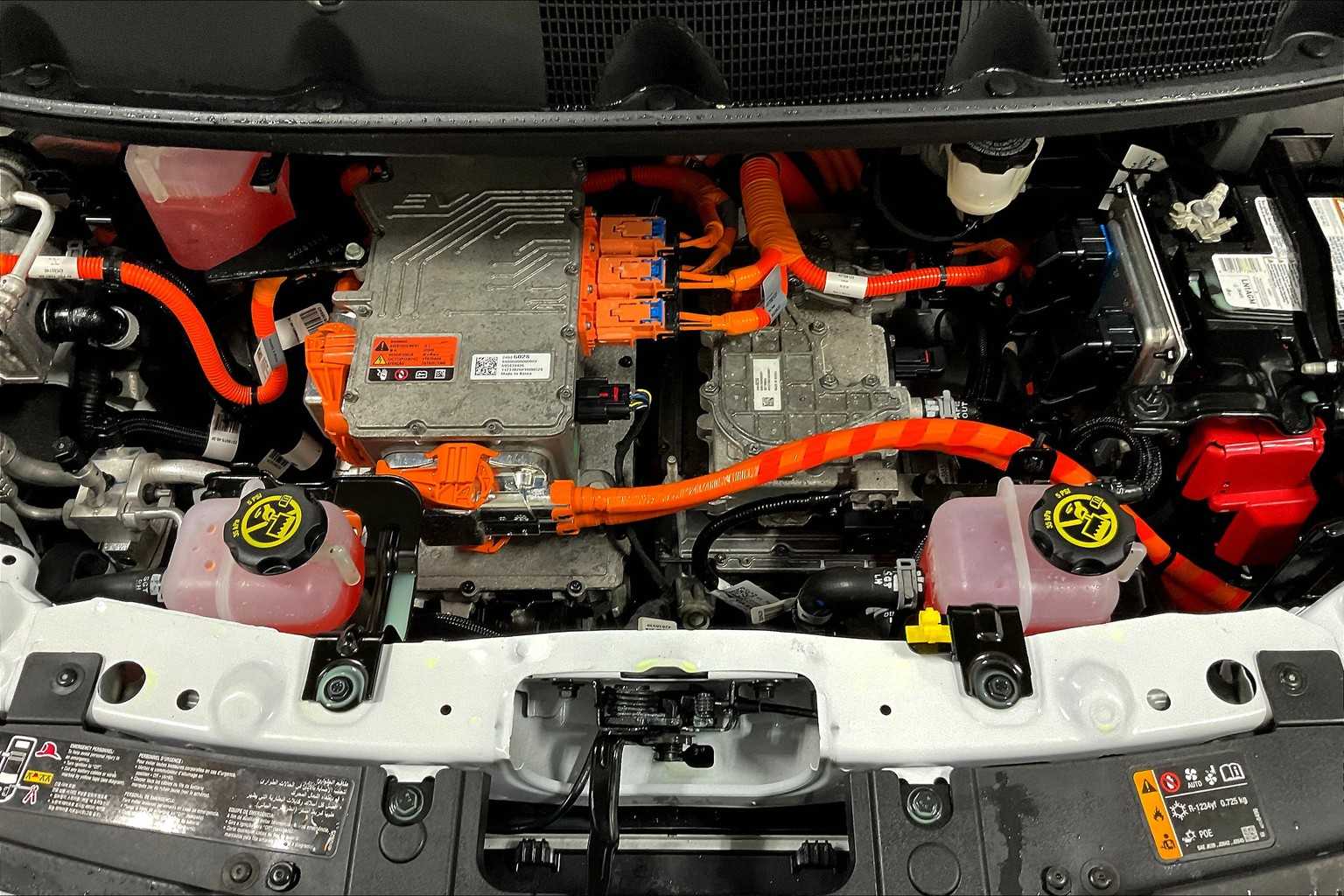 2023 Chevrolet Bolt EV 1LT - Photo 34