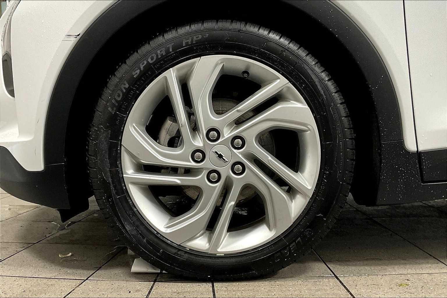 2023 Chevrolet Bolt EV 1LT - Photo 7