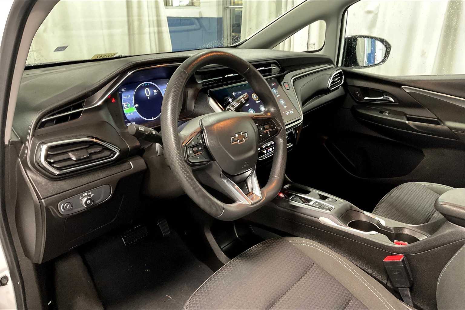 2023 Chevrolet Bolt EV 1LT - Photo 8